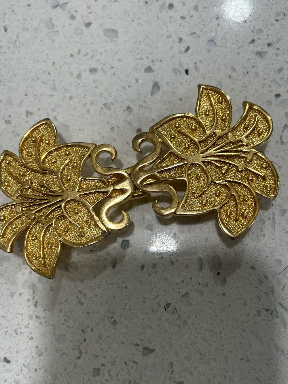Gold Leaf-Design Link Bracelet - Gold
